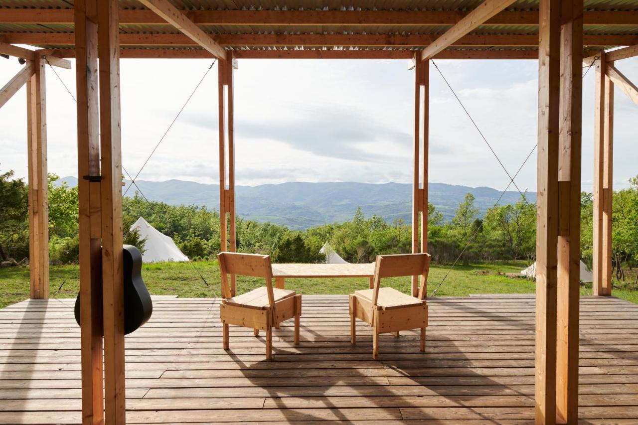 Отель Agricola Ombra - Tents In Nature Лаятико Экстерьер фото